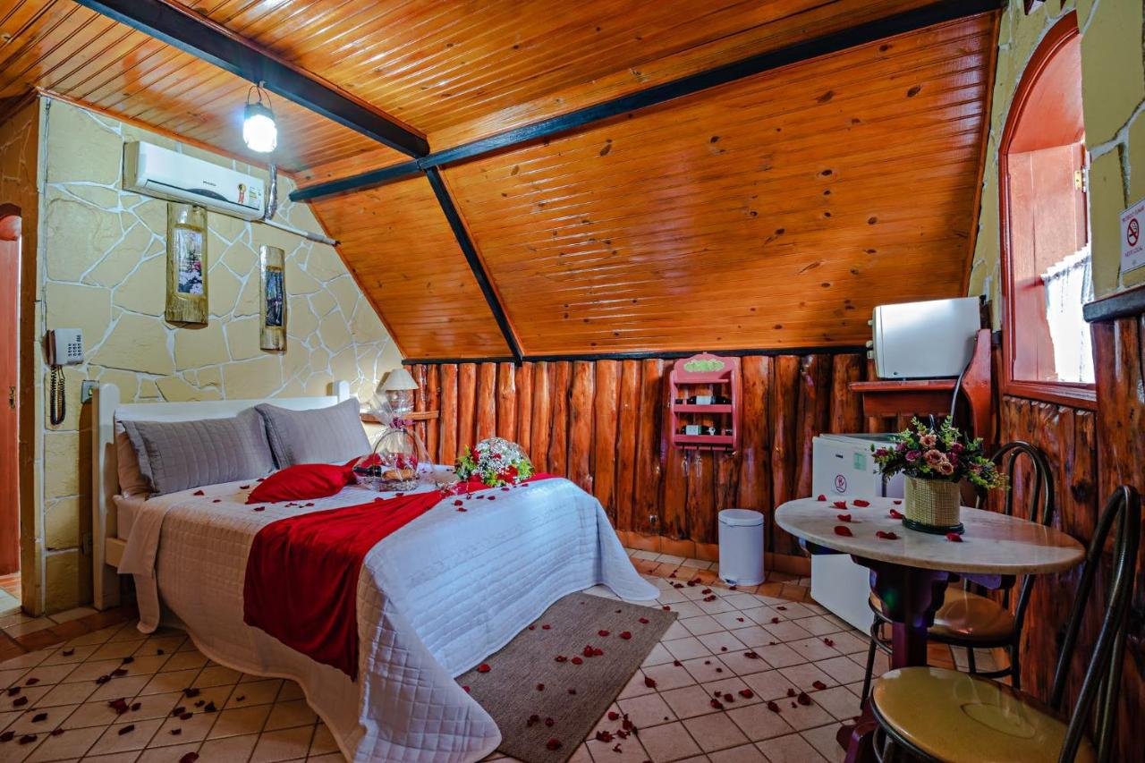 Miragua Refugios Inn Brotas